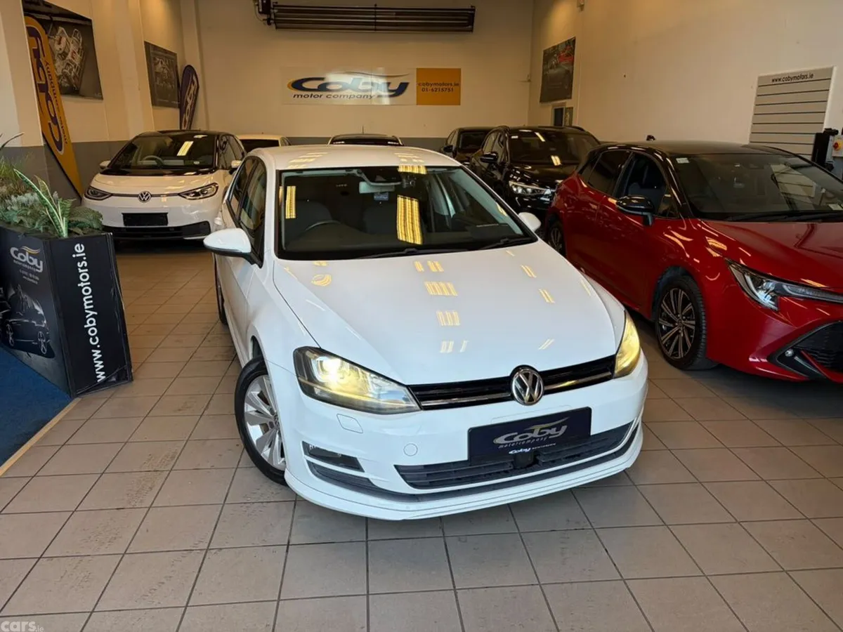 Volkswagen Golf Hatchback, Petrol, 2013, White