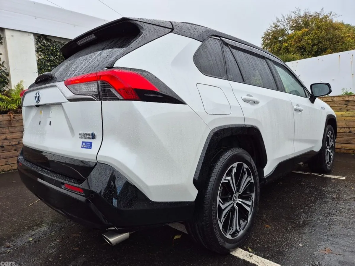 Toyota RAV4 SUV, Petrol Plug-in Hybrid, 2023, White