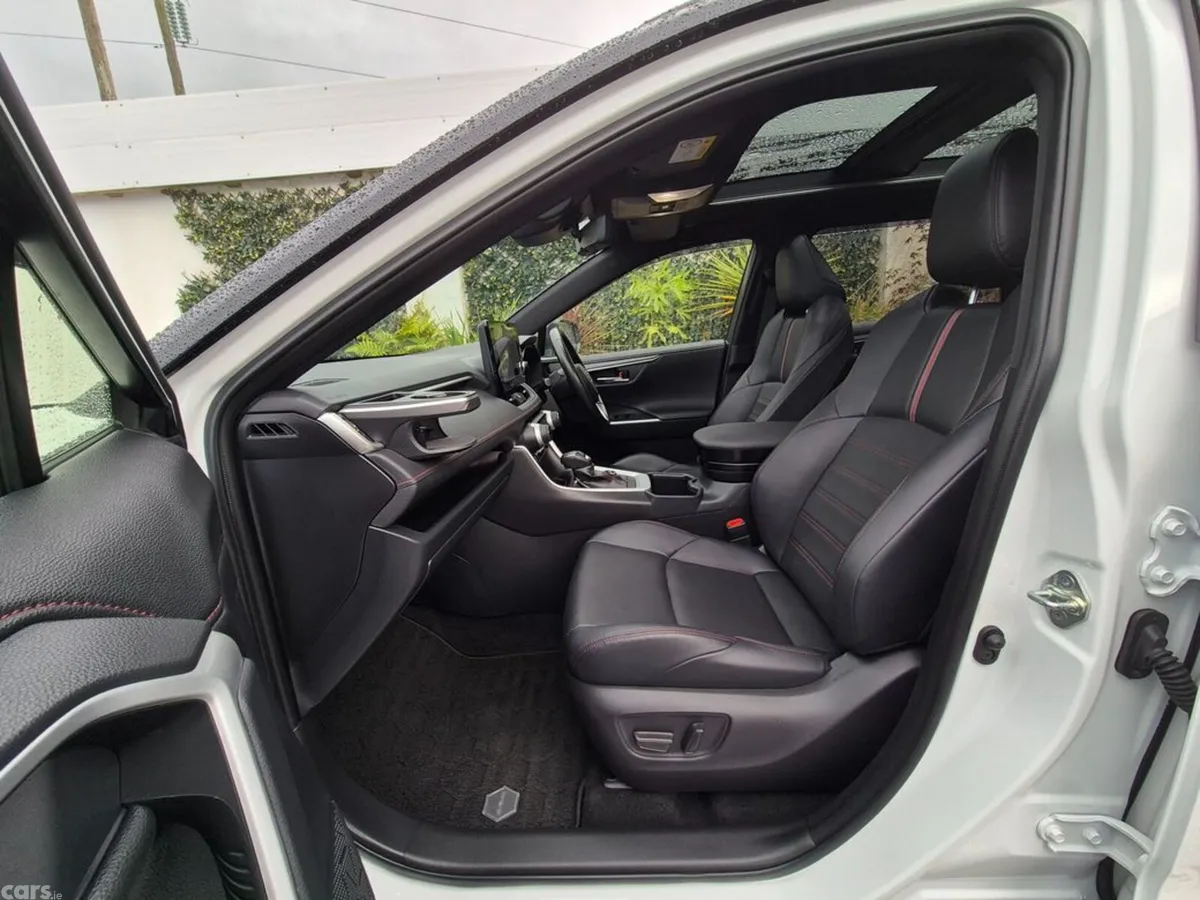 Toyota RAV4 SUV, Petrol Plug-in Hybrid, 2023, White