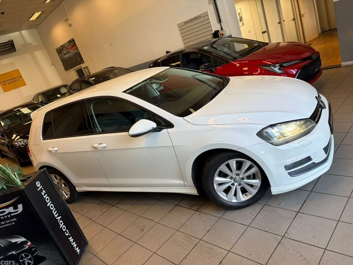 Volkswagen Golf Hatchback, Petrol, 2013, White