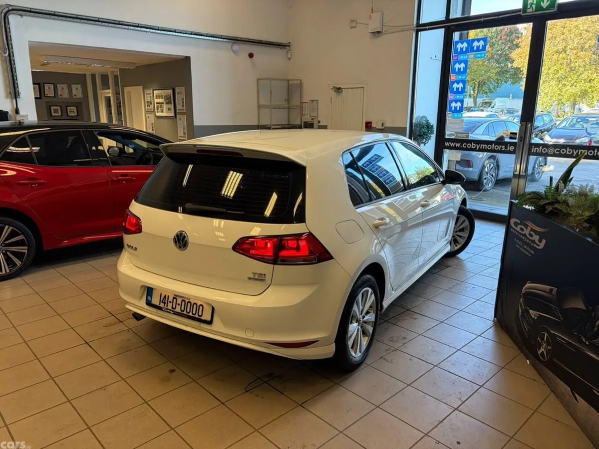 Volkswagen Golf Hatchback, Petrol, 2013, White
