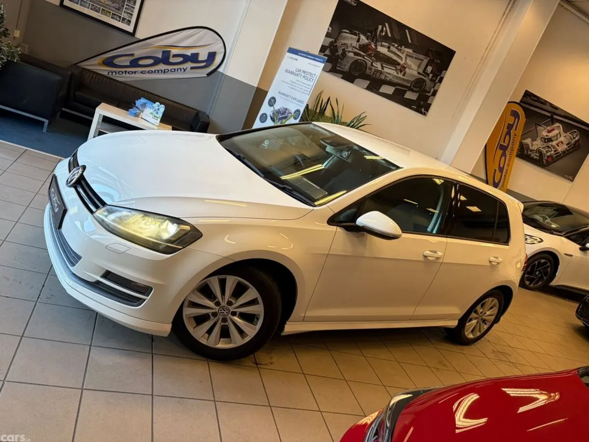 Volkswagen Golf Hatchback, Petrol, 2013, White