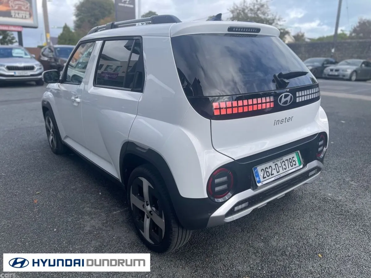 Hyundai INSTER MPV, Electric, 2026, White