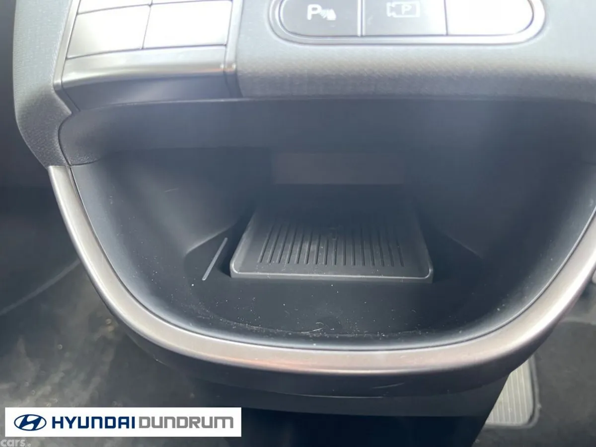 Hyundai INSTER MPV, Electric, 2026, White