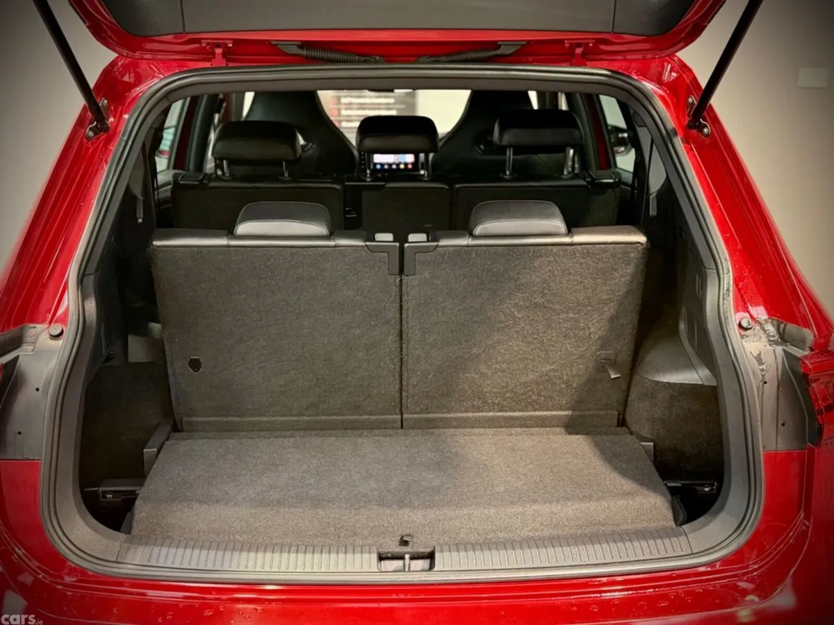 SEAT Tarraco Estate, Diesel, 2022, Red