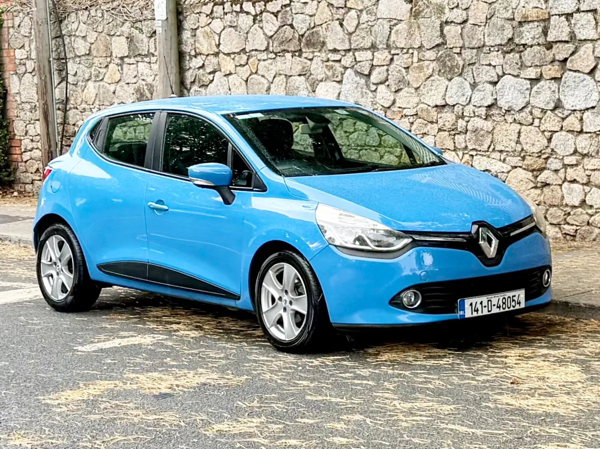 Renault Clio Hatchback, Petrol, 2014, Blue