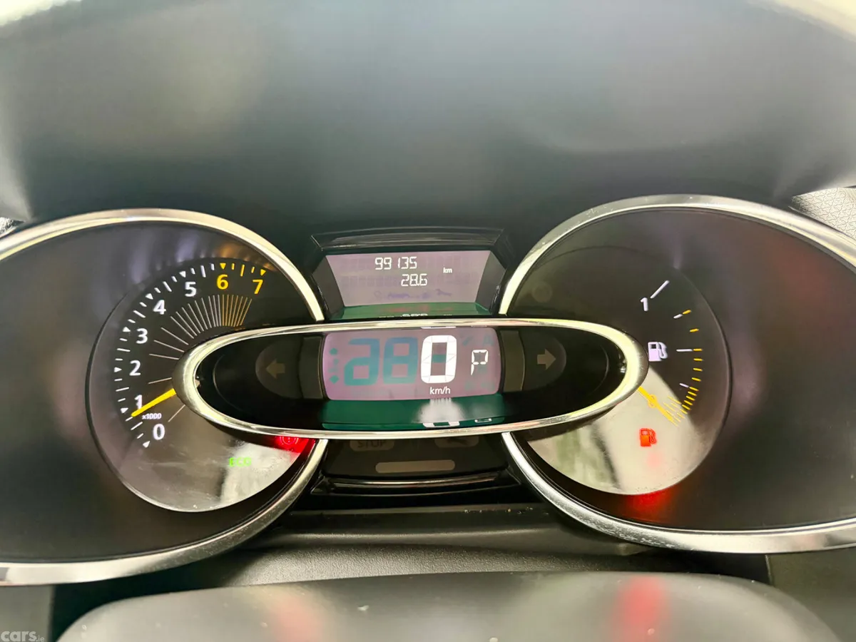 Renault Clio Hatchback, Petrol, 2014, Blue