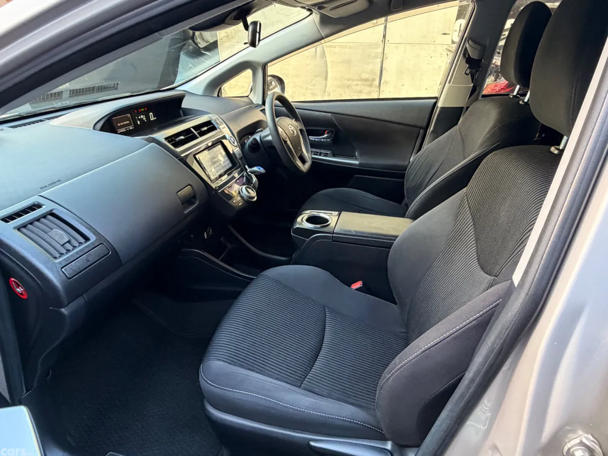 Toyota Prius Hatchback, Petrol Hybrid, 2018, Beige