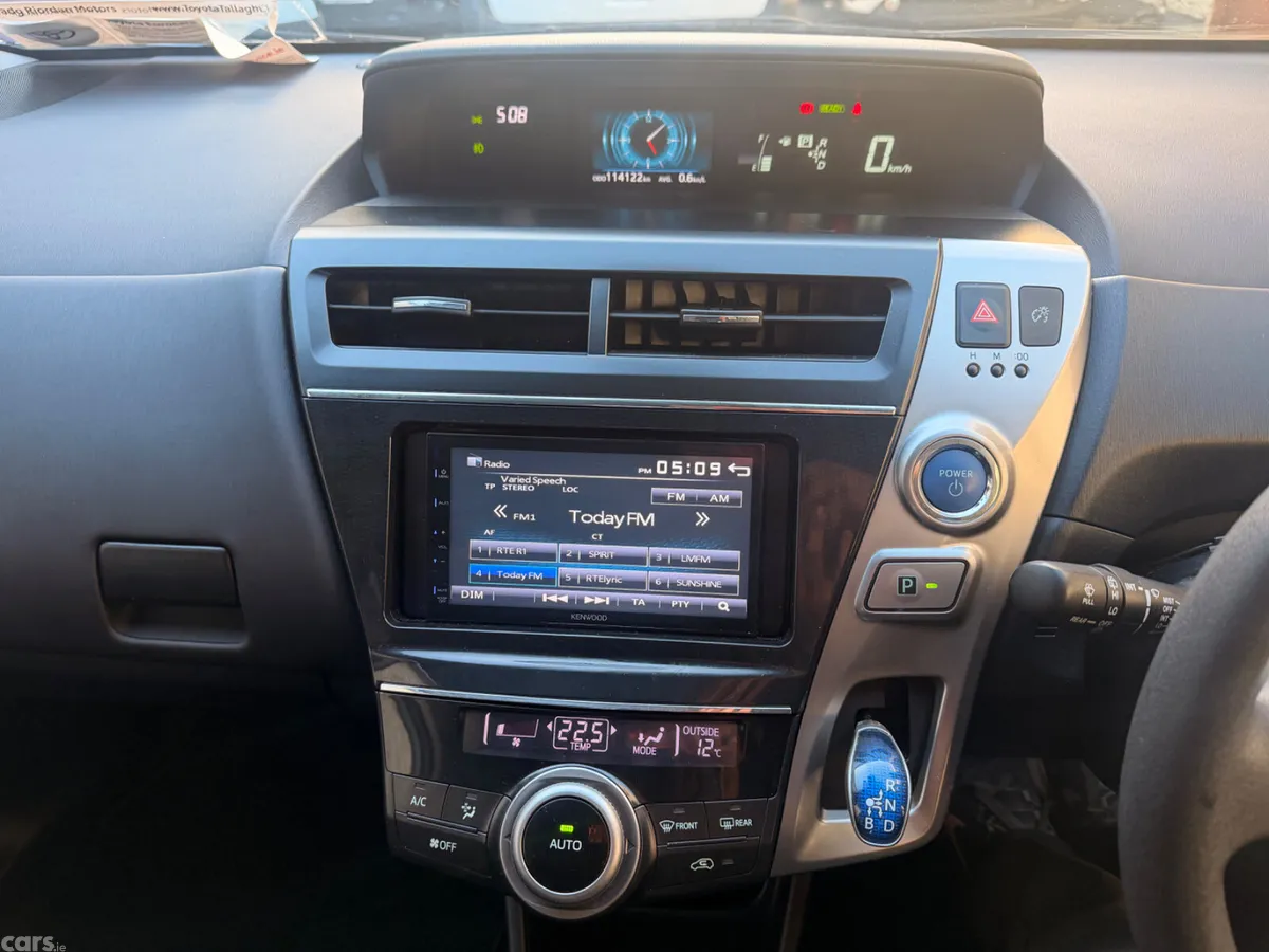 Toyota Prius Hatchback, Petrol Hybrid, 2018, Beige