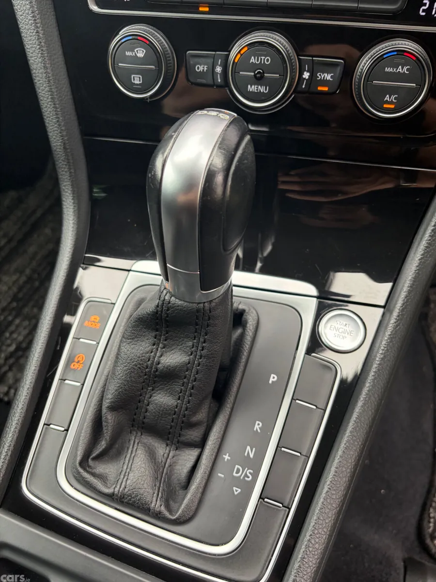Volkswagen Golf Hatchback, Petrol, 2018, Silver