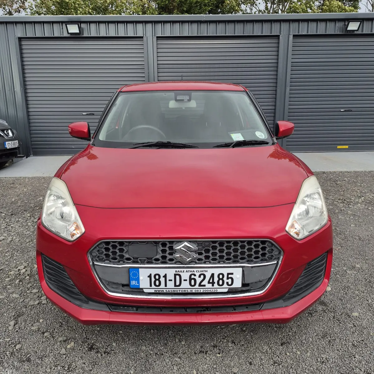 Suzuki Swift Hatchback, Petrol, 2018, Red