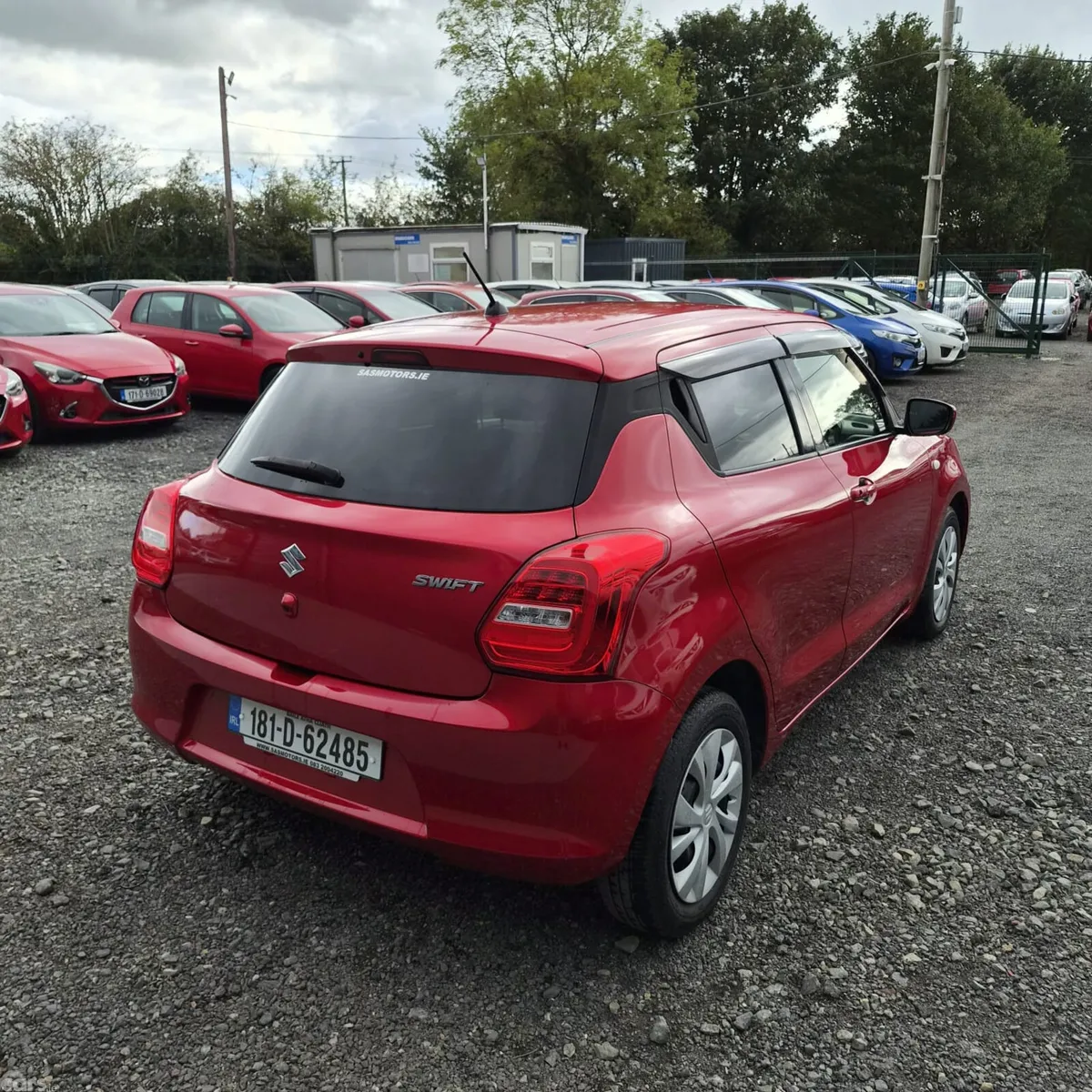 Suzuki Swift Hatchback, Petrol, 2018, Red
