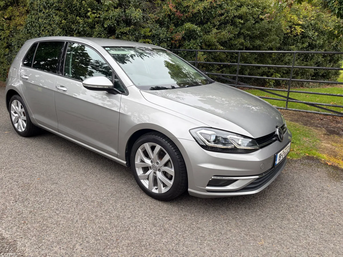 Volkswagen Golf Hatchback, Petrol, 2018, Silver