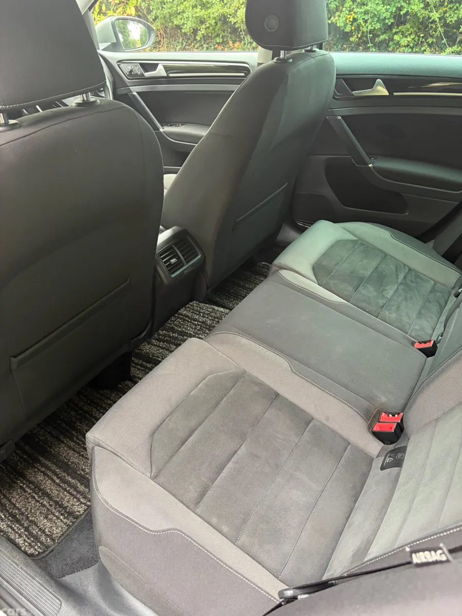 Volkswagen Golf Hatchback, Petrol, 2018, Silver
