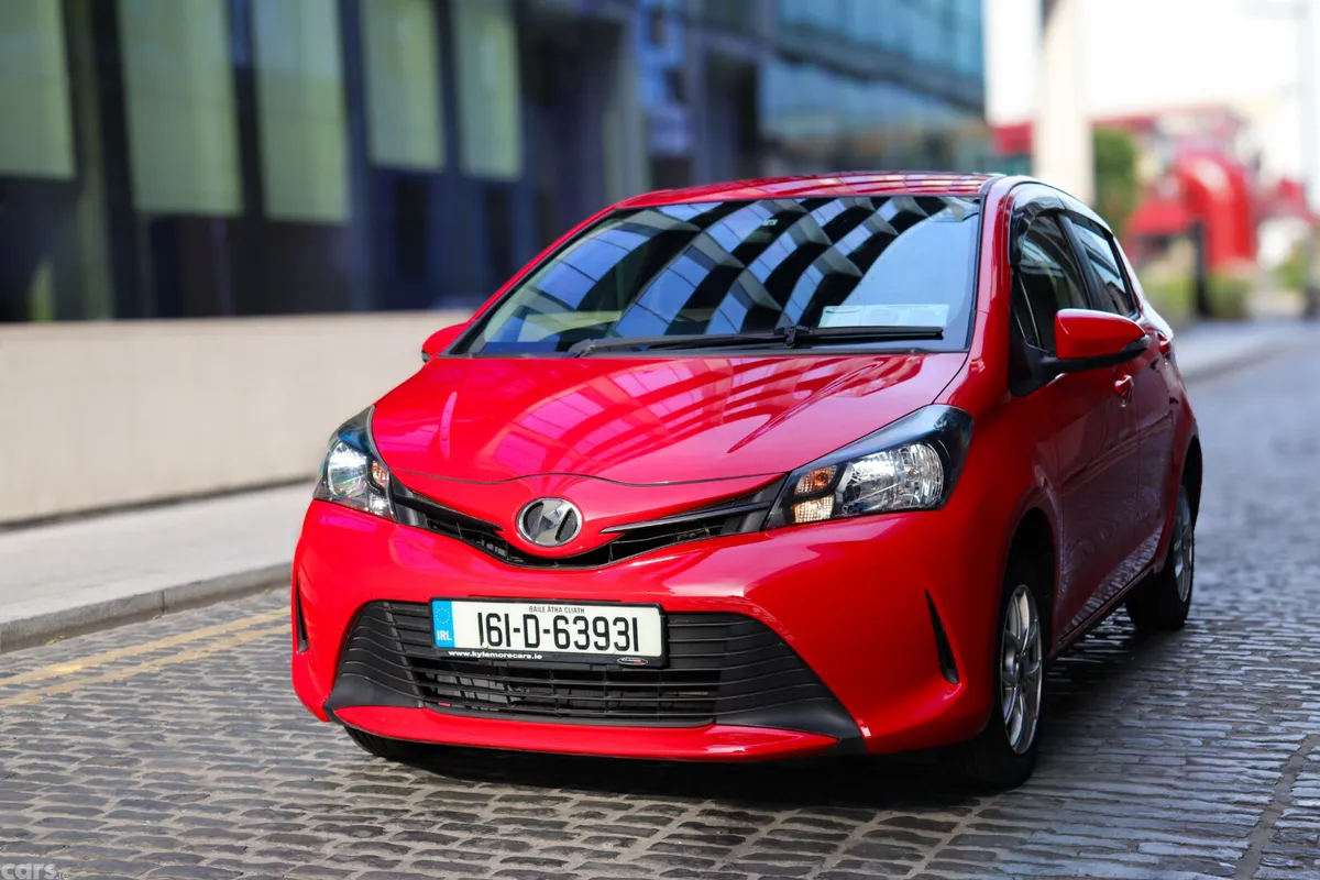 Toyota Vitz Hatchback, Petrol, 2016, Red