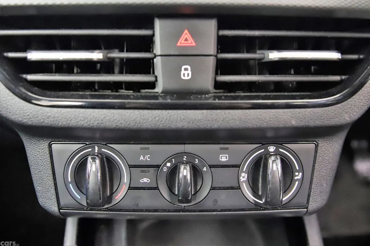 Skoda Kamiq Hatchback, Petrol, 2024, Grey
