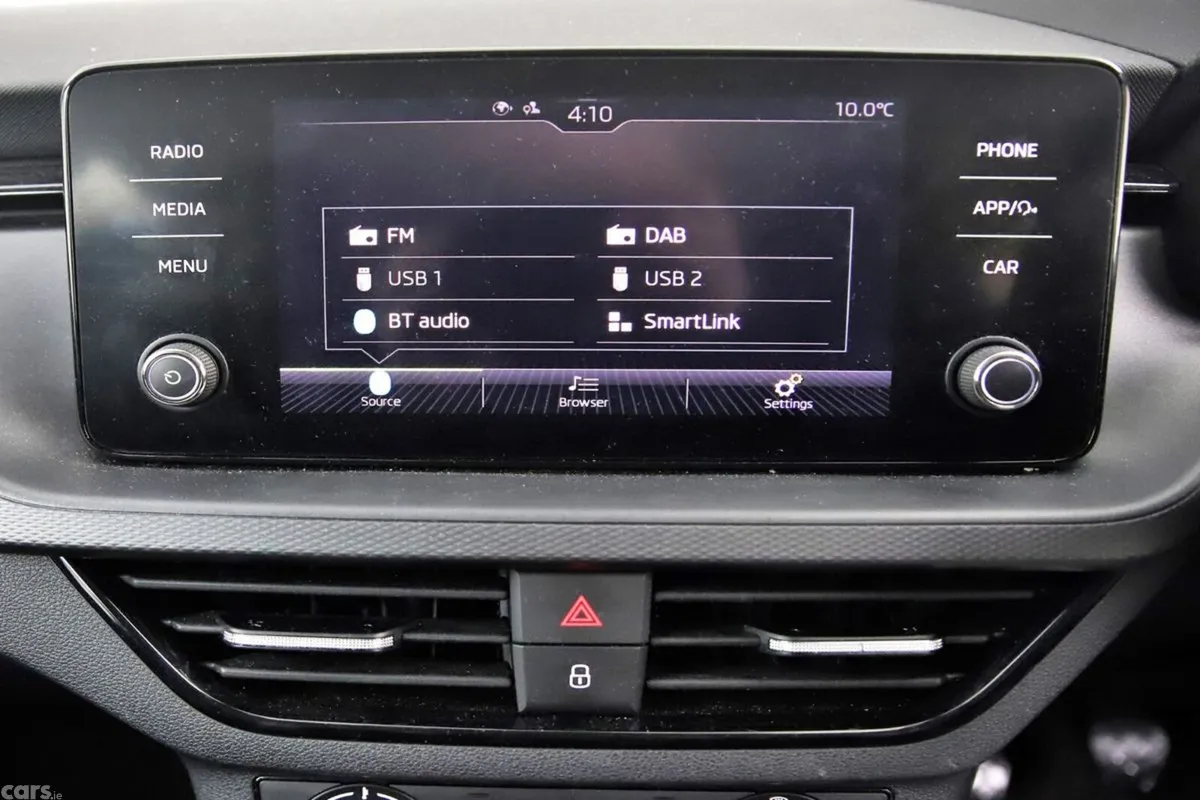 Skoda Kamiq Hatchback, Petrol, 2024, Grey