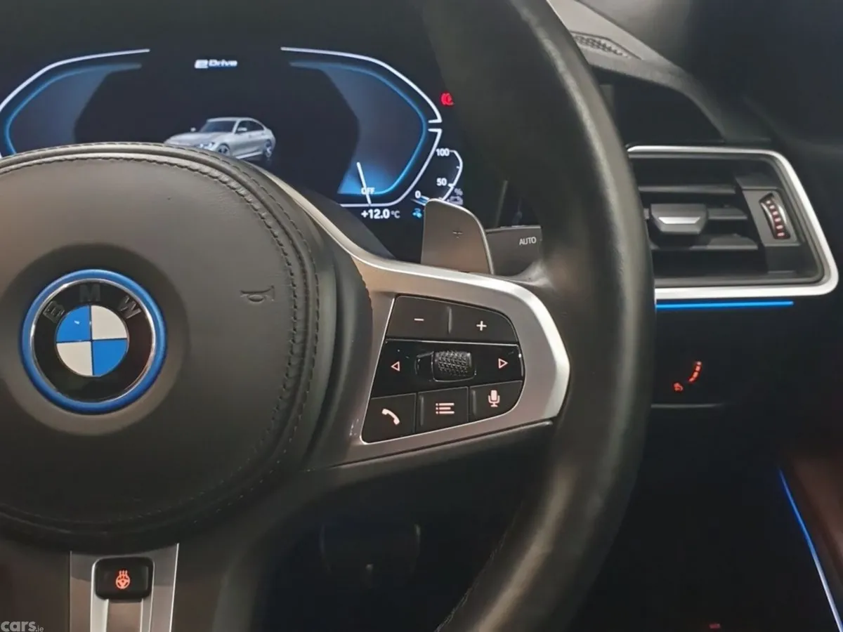 BMW 3-Series Saloon, Petrol Plug-in Hybrid, 2022, Grey