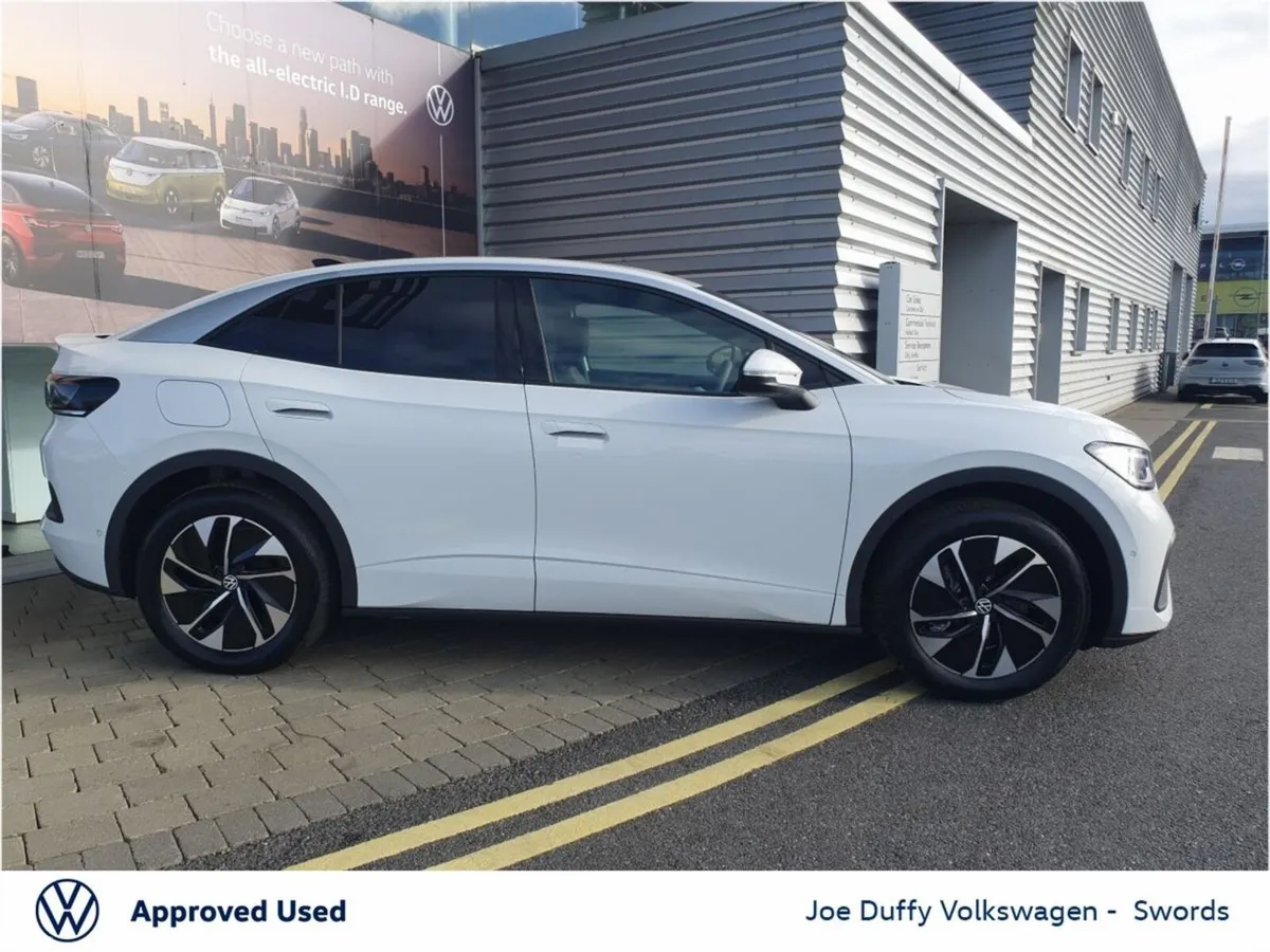 Volkswagen ID.5 Estate, Electric, 2026, White