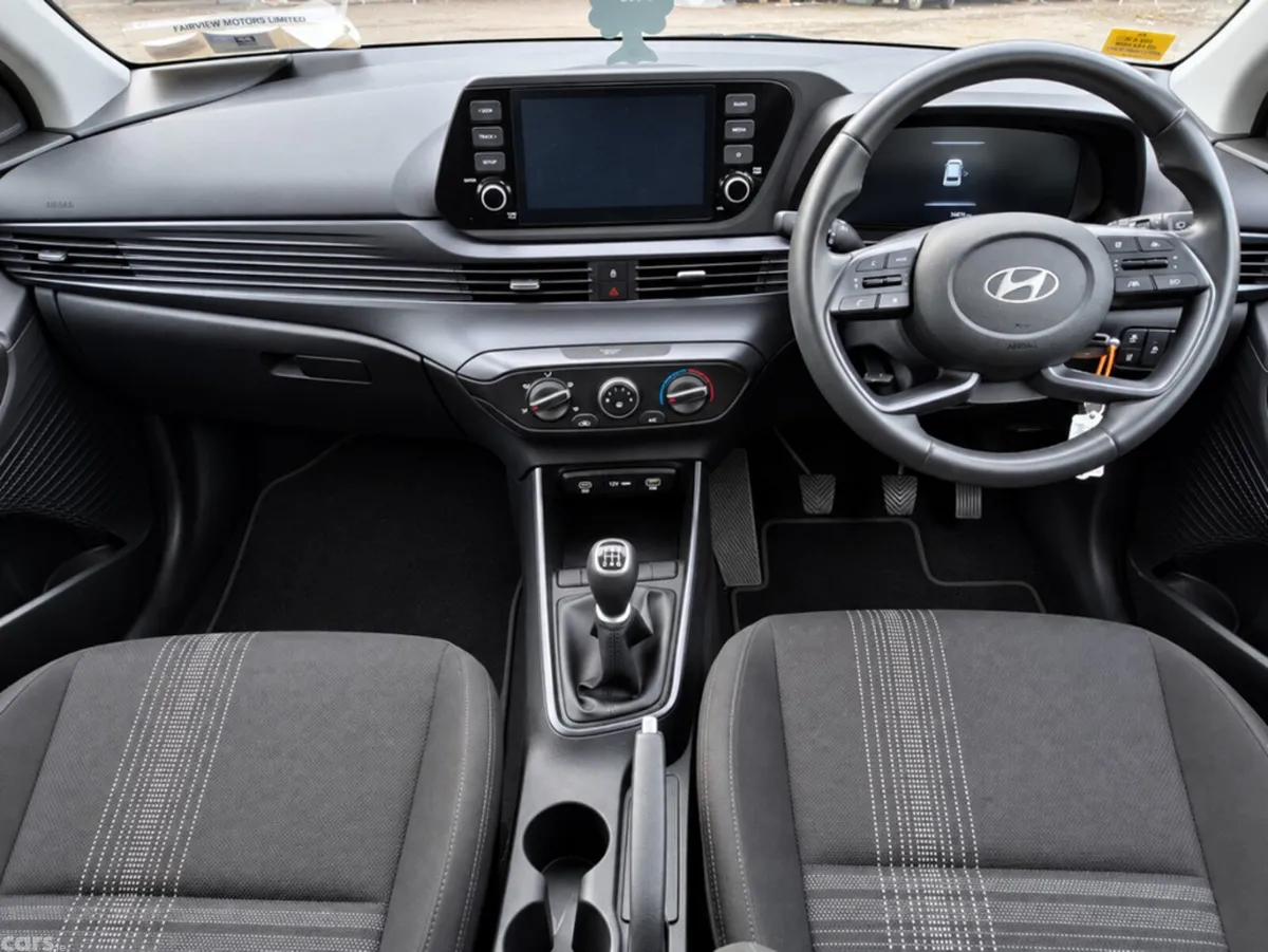 Hyundai i20 Hatchback, Petrol, 2024, Grey