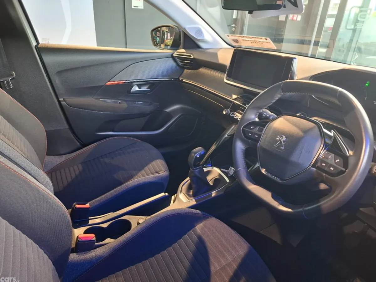 Peugeot 208 Hatchback, Petrol, 2023, Grey