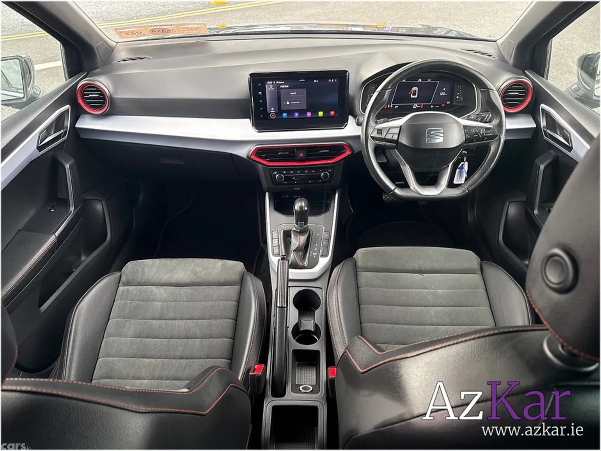 SEAT Arona Hatchback, Petrol, 2024, Grey
