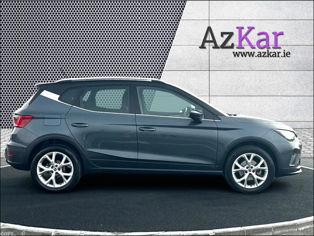 SEAT Arona Hatchback, Petrol, 2024, Grey
