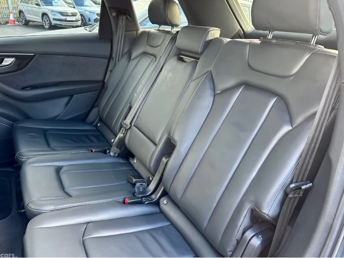 Audi Q7 SUV, Petrol Hybrid, 2024, Grey