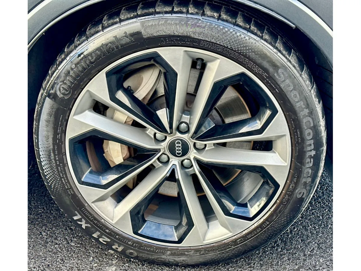 Audi Q7 SUV, Petrol Hybrid, 2024, Grey