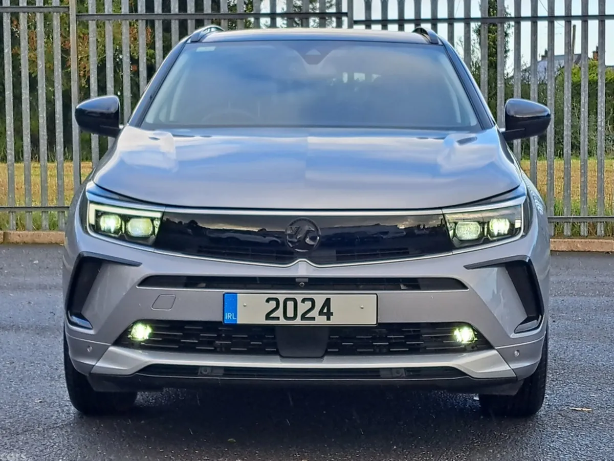 Opel Grandland Hatchback, Petrol Hybrid, 2024, Grey