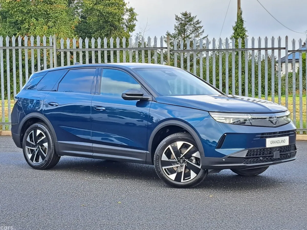 Opel Grandland SUV, Petrol Hybrid, 2027, Blue