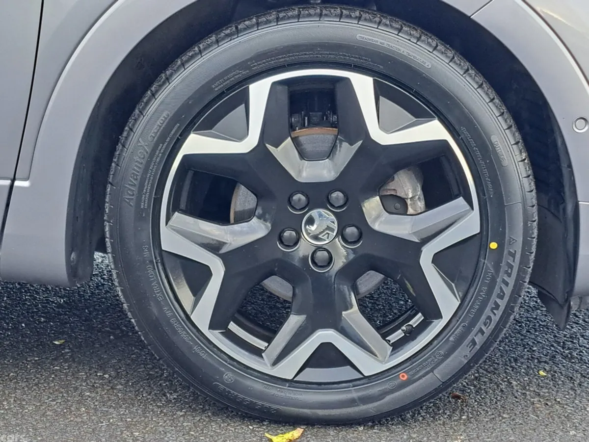 Opel Grandland Hatchback, Petrol Hybrid, 2024, Grey