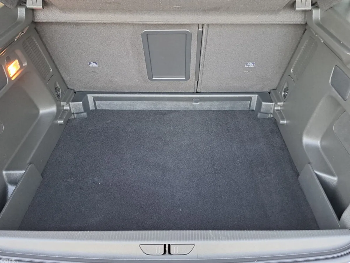 Opel Grandland Hatchback, Petrol Hybrid, 2024, Grey