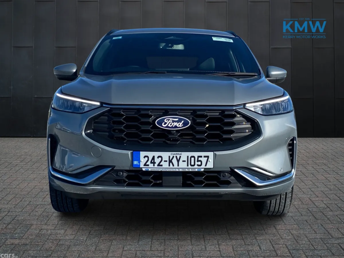 Ford Kuga MPV, Petrol Plug-in Hybrid, 2024, Grey