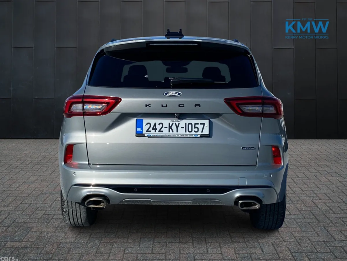 Ford Kuga MPV, Petrol Plug-in Hybrid, 2024, Grey