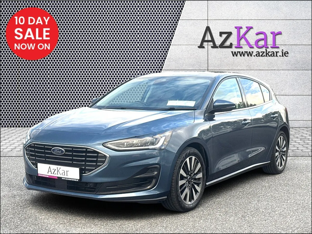 Ford Focus Hatchback, Petrol, 2024, Blue