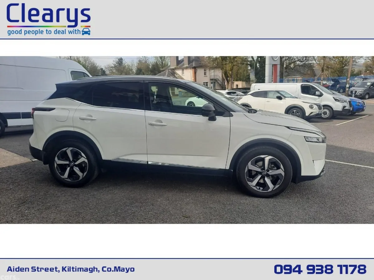 Nissan Qashqai MPV, Petrol Hybrid, 2024, White