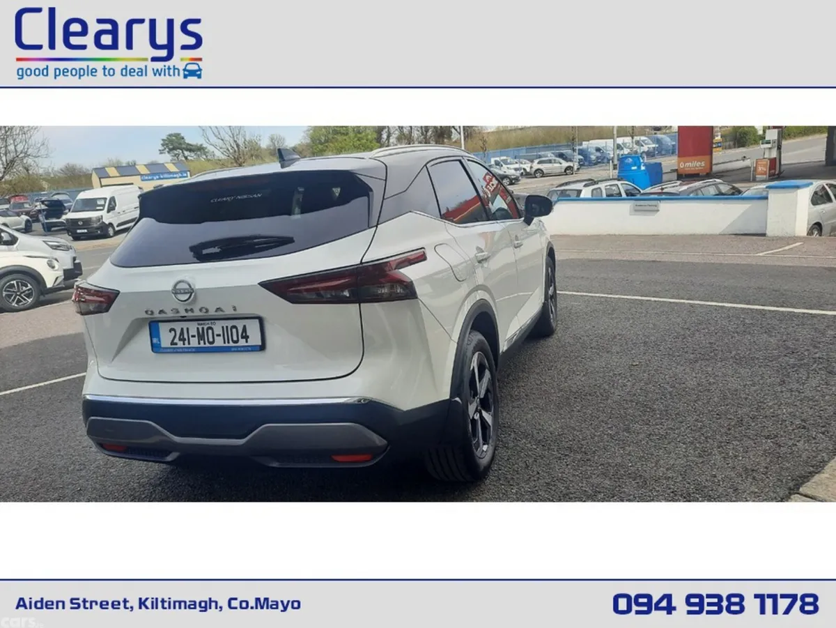 Nissan Qashqai MPV, Petrol Hybrid, 2024, White