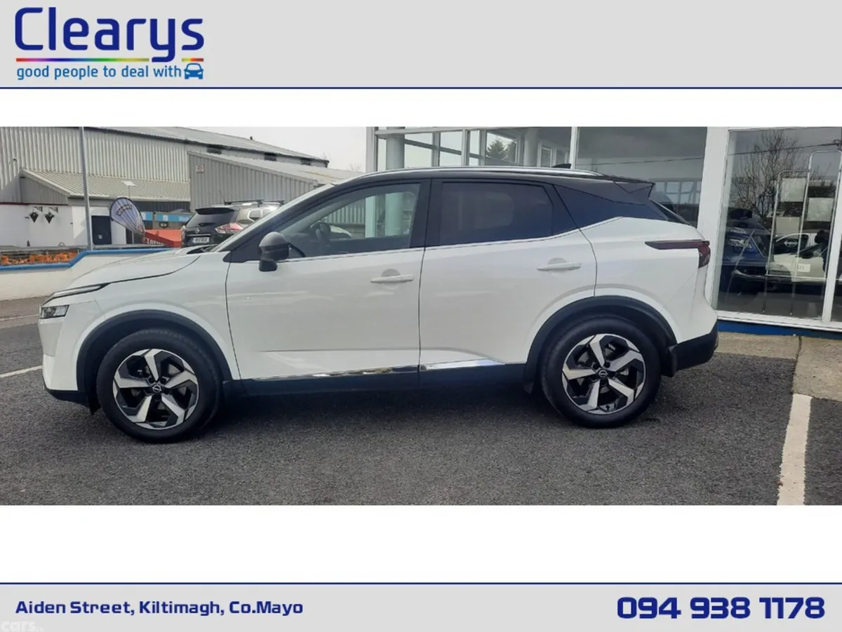 Nissan Qashqai MPV, Petrol Hybrid, 2024, White
