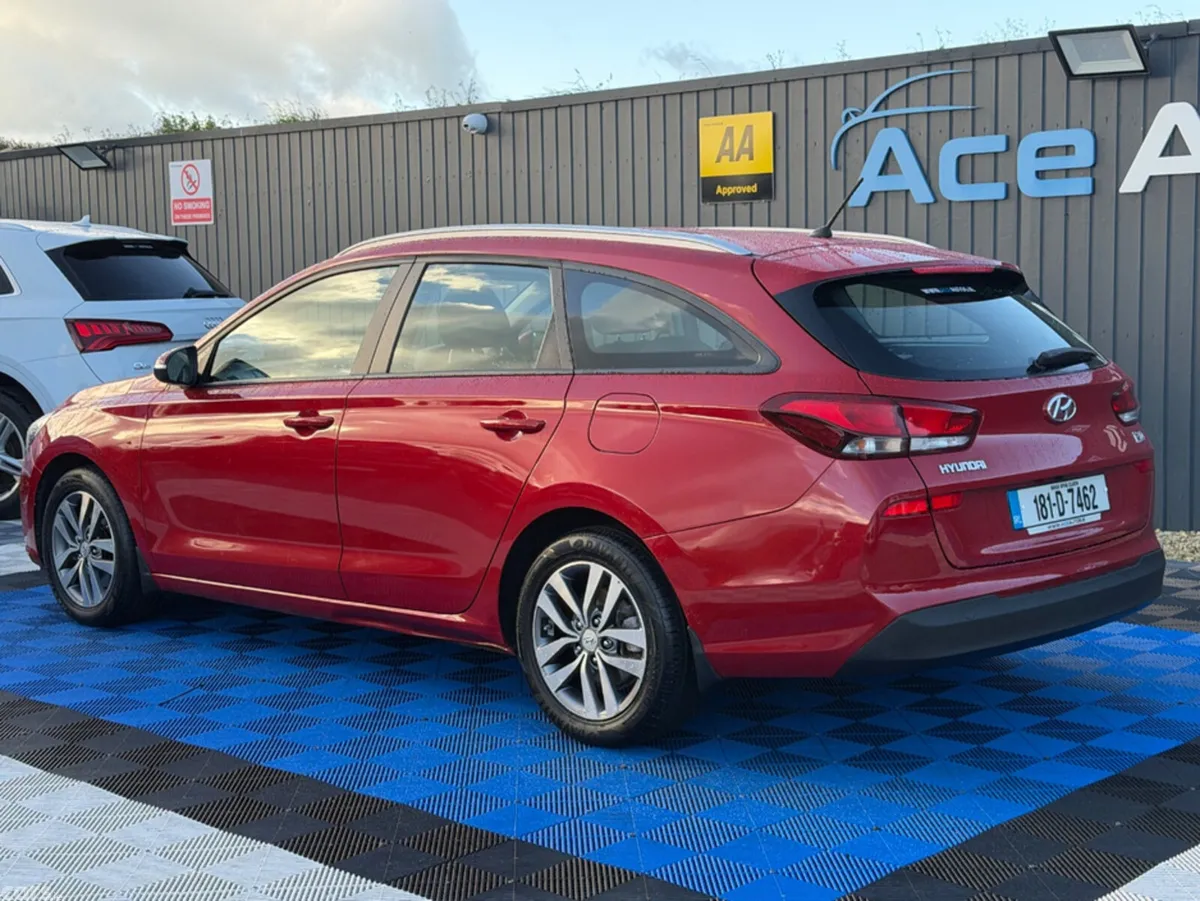 Hyundai i30 Estate, Diesel, 2018, Red