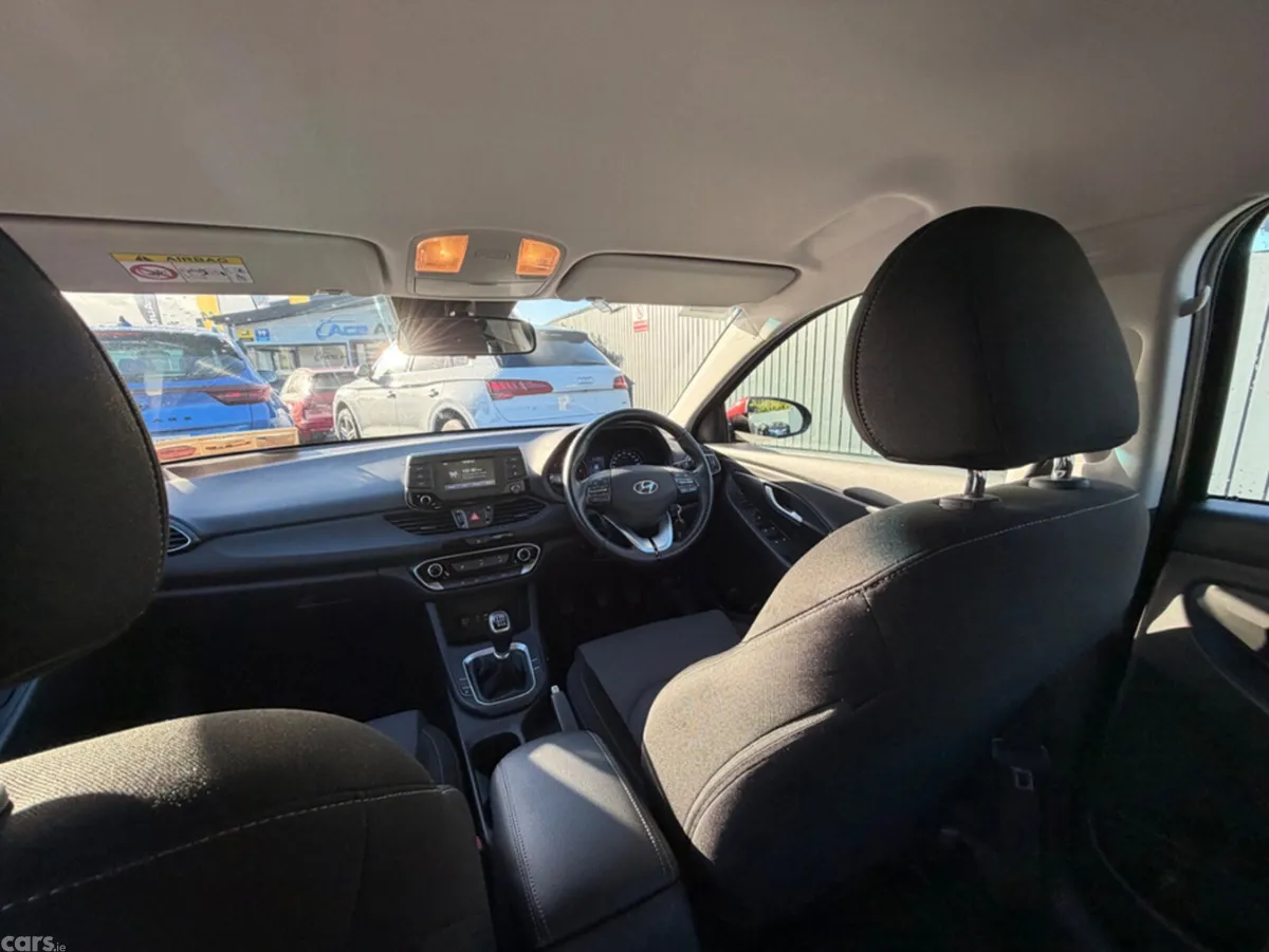 Hyundai i30 Estate, Diesel, 2018, Red
