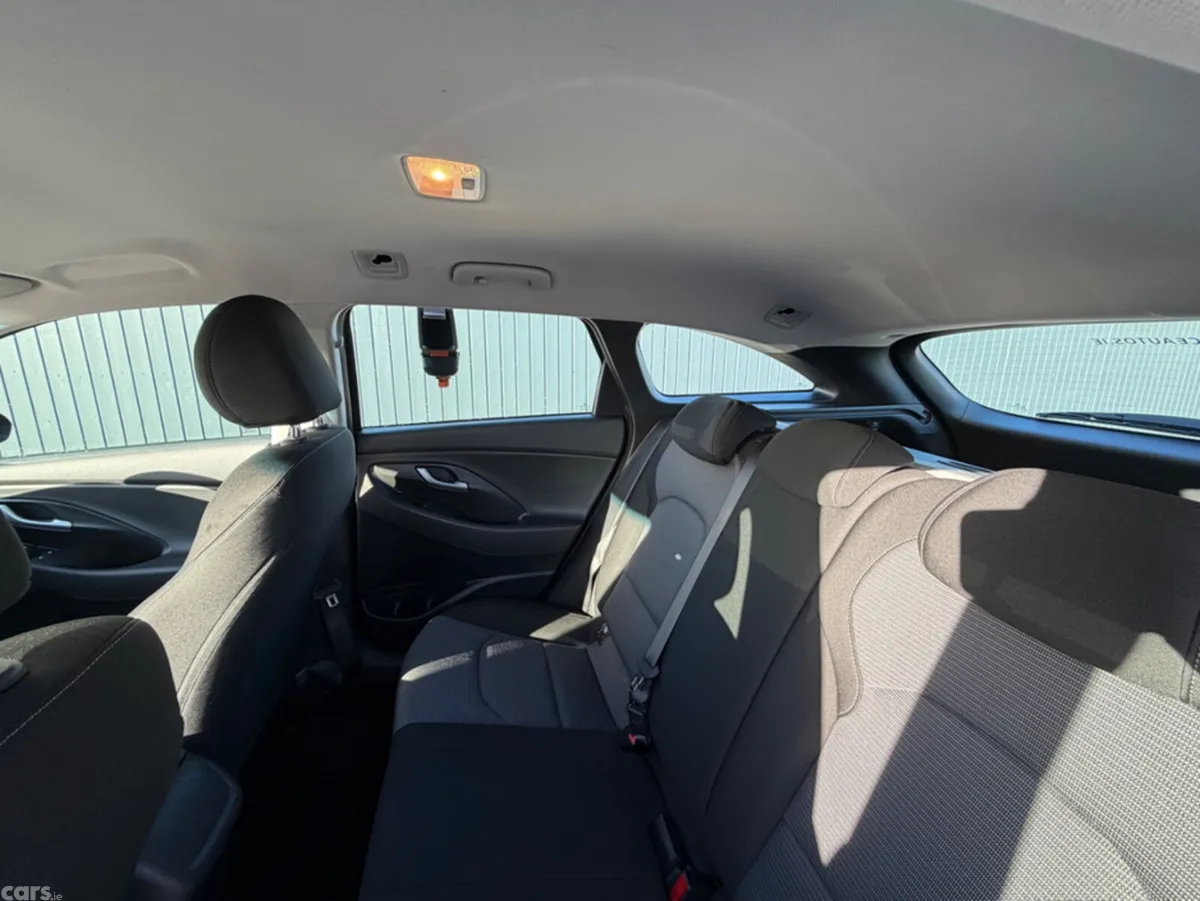 Hyundai i30 Estate, Diesel, 2018, Red