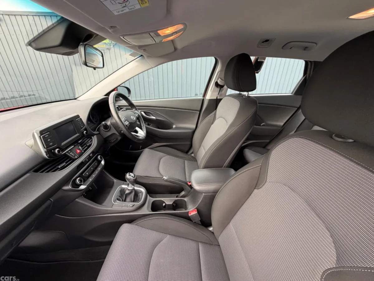Hyundai i30 Estate, Diesel, 2018, Red