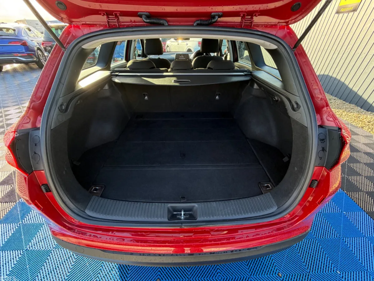 Hyundai i30 Estate, Diesel, 2018, Red