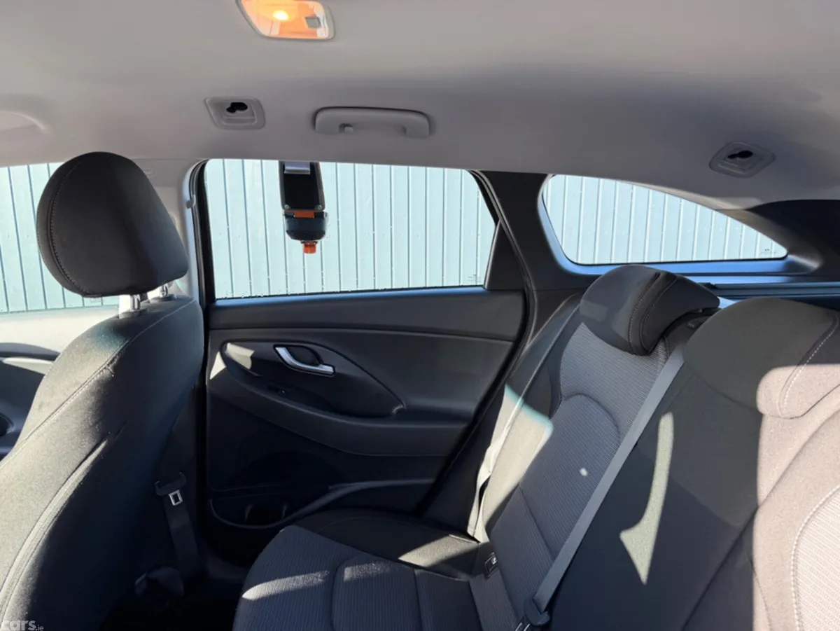 Hyundai i30 Estate, Diesel, 2018, Red