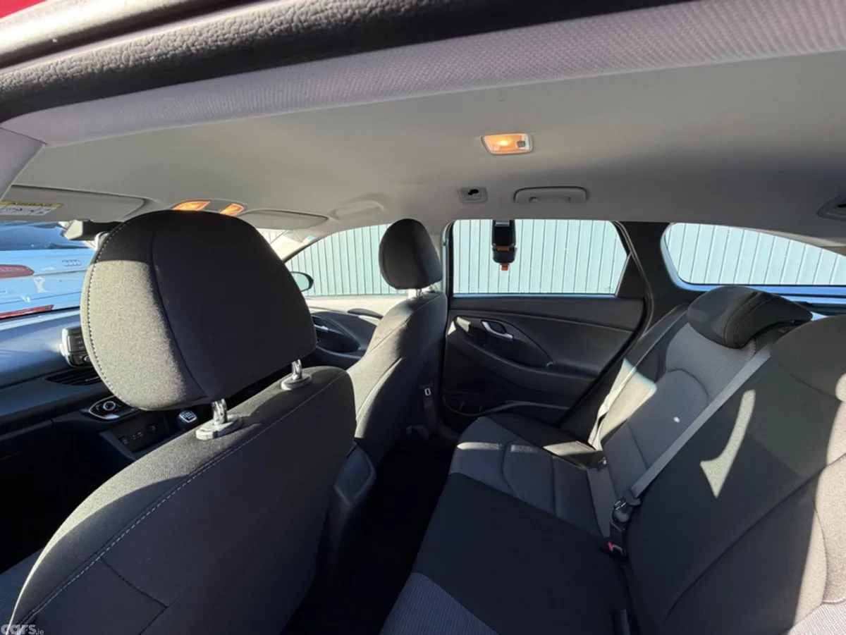 Hyundai i30 Estate, Diesel, 2018, Red