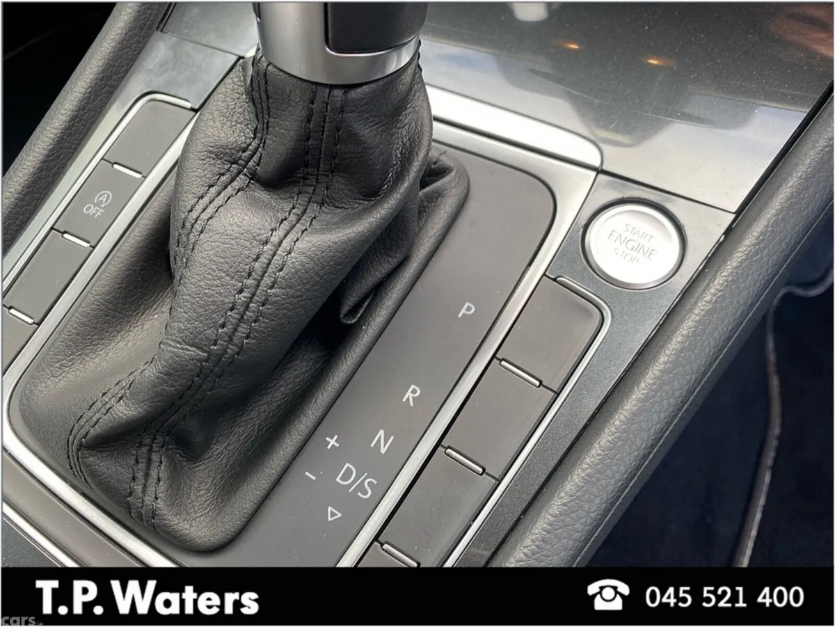 Volkswagen Golf Hatchback, Petrol, 2018, Black