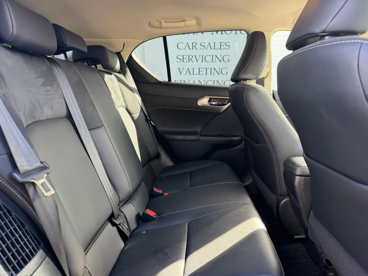 Lexus CT Hatchback, Petrol Hybrid, 2020, Blue