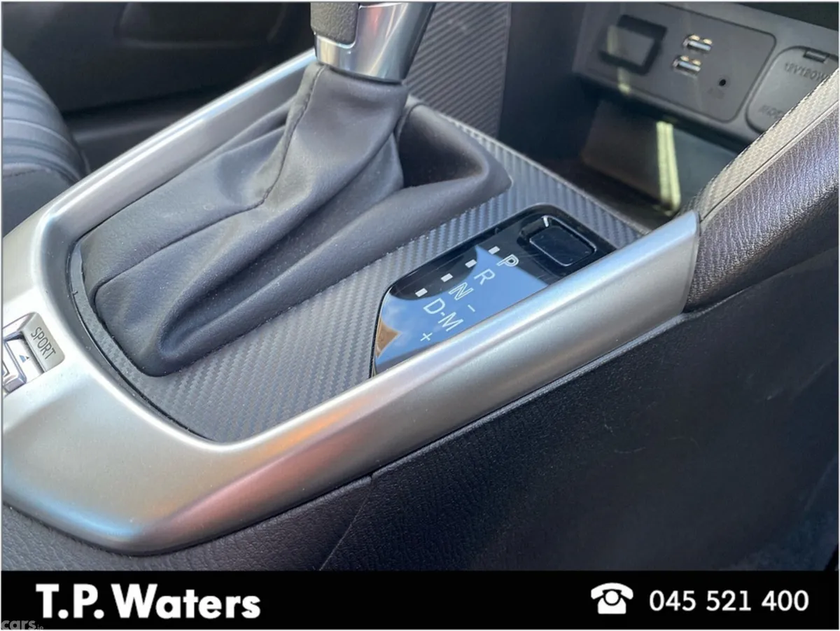 Mazda Mazda2 Hatchback, Petrol, 2021, Silver