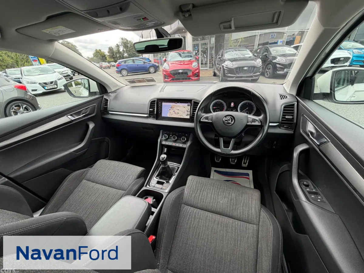 Skoda Karoq SUV, Diesel, 2019, White